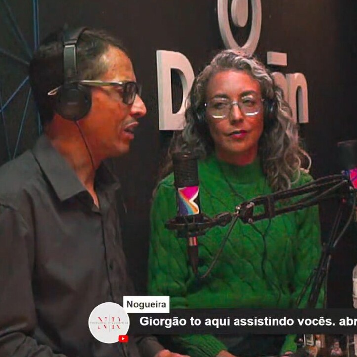 Jeniffer Júlio, pais por adoção